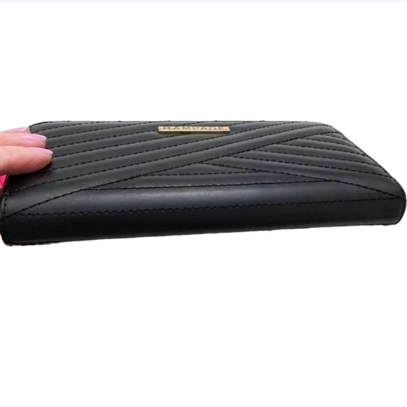 NEW Rampage Chevron Quilted Vegan Faux Leather Zip Around Wallet Fits Cell Phone - Picture 6 of 7